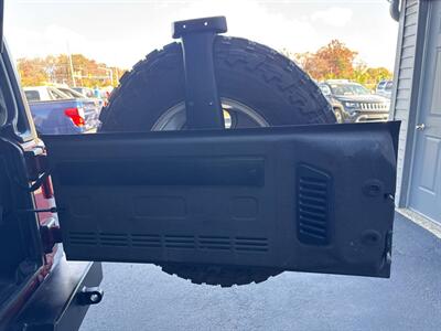2013 Jeep Wrangler Sahara 4x4 4dr SUV   - Photo 20 - Hazleton, PA 18201
