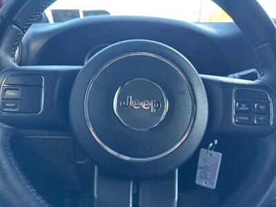 2013 Jeep Wrangler Sahara 4x4 4dr SUV   - Photo 33 - Hazleton, PA 18201