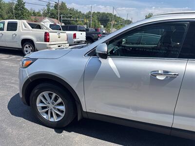 2018 Kia Sorento LX AWD 4dr SUV - Photo 4 - Hazleton, PA 18201