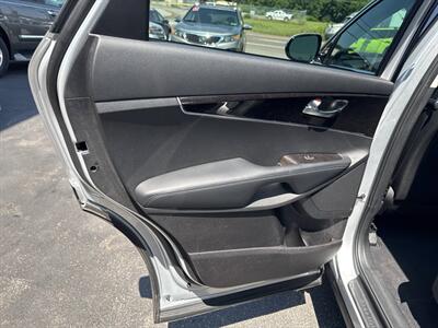 2018 Kia Sorento LX AWD 4dr SUV - Photo 17 - Hazleton, PA 18201