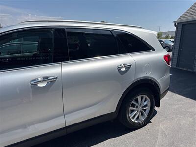 2018 Kia Sorento LX AWD 4dr SUV - Photo 5 - Hazleton, PA 18201