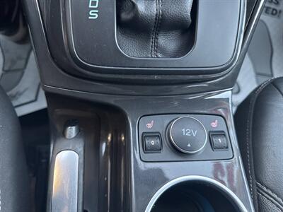 2015 Ford Escape Titanium AWD 4dr SUV - Photo 30 - Hazleton, PA 18201