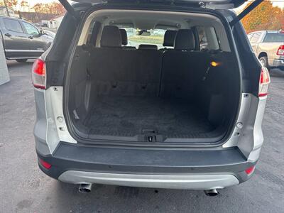2015 Ford Escape Titanium AWD 4dr SUV - Photo 19 - Hazleton, PA 18201