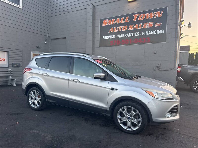 2015 Ford Escape Titanium AWD 4dr SUV   - Photo 1 - Hazleton, PA 18201