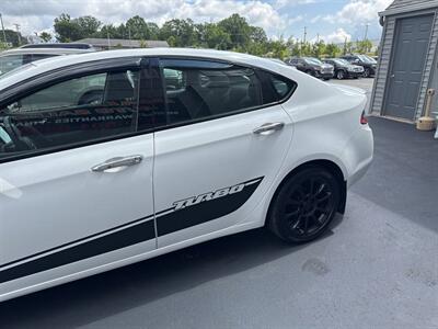 2013 Dodge Dart Limited 4dr Sedan - Photo 5 - Hazleton, PA 18201