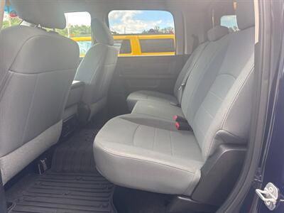 2015 RAM 1500 Express 4x4 4dr Crew Cab 5.5 ft. SB Pickup   - Photo 16 - Hazleton, PA 18201