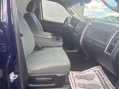 2015 RAM 1500 Express 4x4 4dr Crew Cab 5.5 ft. SB Pickup   - Photo 23 - Hazleton, PA 18201