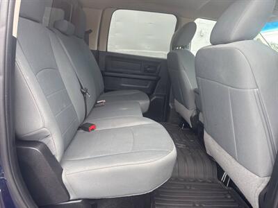 2015 RAM 1500 Express 4x4 4dr Crew Cab 5.5 ft. SB Pickup   - Photo 20 - Hazleton, PA 18201
