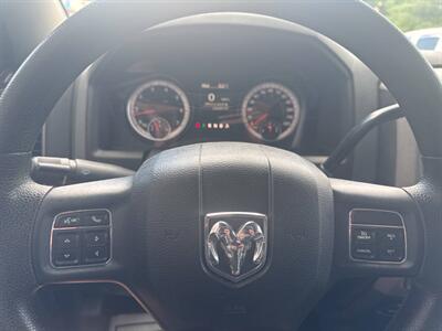 2015 RAM 1500 Express 4x4 4dr Crew Cab 5.5 ft. SB Pickup   - Photo 33 - Hazleton, PA 18201