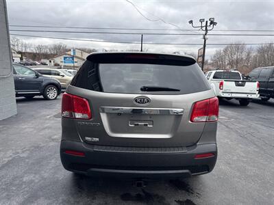 2011 Kia Sorento LX AWD 4dr SUV   - Photo 7 - Hazleton, PA 18201
