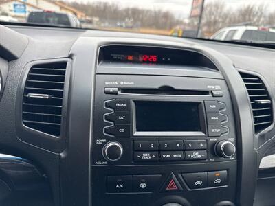2011 Kia Sorento LX AWD 4dr SUV   - Photo 26 - Hazleton, PA 18201