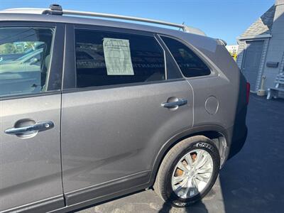 2011 Kia Sorento LX AWD 4dr SUV   - Photo 5 - Hazleton, PA 18201