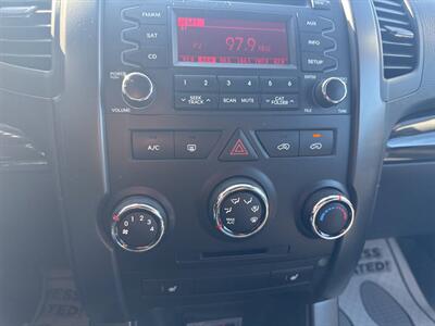 2011 Kia Sorento LX AWD 4dr SUV   - Photo 27 - Hazleton, PA 18201