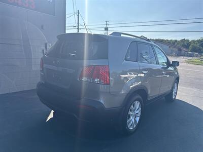 2011 Kia Sorento LX AWD 4dr SUV   - Photo 8 - Hazleton, PA 18201
