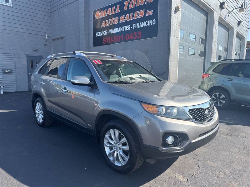 2011 Kia Sorento LX AWD 4dr SUV   - Photo 1 - Hazleton, PA 18201