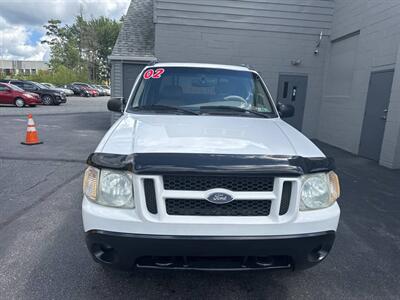 2002 Ford Explorer Sport Trac Value 4dr 4WD Crew Cab SB - Photo 2 - Hazleton, PA 18201