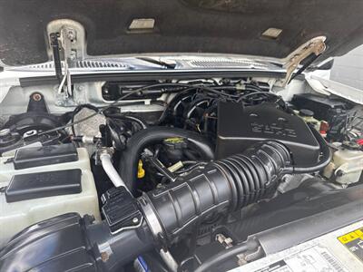 2002 Ford Explorer Sport Trac Value 4dr 4WD Crew Cab SB - Photo 11 - Hazleton, PA 18201