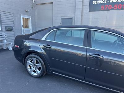 2009 Chevrolet Malibu LT 4dr Sedan w/1LT - Photo 9 - Hazleton, PA 18201