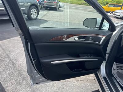 2016 Lincoln MKZ Base AWD V6 4dr Sedan   - Photo 14 - Hazleton, PA 18201