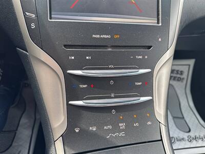 2016 Lincoln MKZ Base AWD V6 4dr Sedan   - Photo 29 - Hazleton, PA 18201