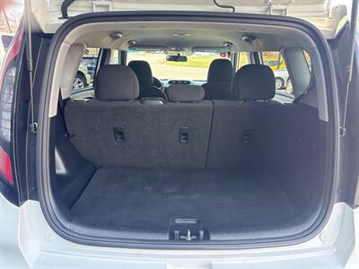 2018 Kia Soul Base 4dr Crossover 6A   - Photo 19 - Hazleton, PA 18201