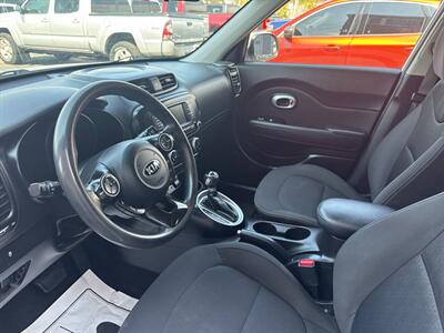 2018 Kia Soul Base 4dr Crossover 6A   - Photo 15 - Hazleton, PA 18201