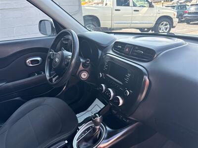 2018 Kia Soul Base 4dr Crossover 6A   - Photo 25 - Hazleton, PA 18201