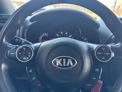 2018 Kia Soul Base 4dr Crossover 6A   - Photo 32 - Hazleton, PA 18201