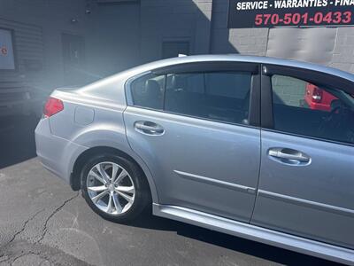 2013 Subaru Legacy 2.5i Limited AWD 4dr Sedan - Photo 9 - Hazleton, PA 18201