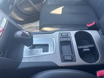 2013 Subaru Legacy 2.5i Limited AWD 4dr Sedan - Photo 29 - Hazleton, PA 18201