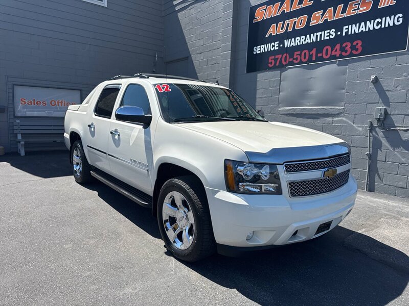 2012 Chevrolet Avalanche LTZ 4x4 4dr Crew Cab Pickup   - Photo 1 - Hazleton, PA 18201