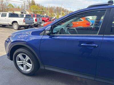 2014 Toyota RAV4 XLE AWD 4dr SUV   - Photo 4 - Hazleton, PA 18201