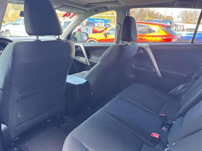 2014 Toyota RAV4 XLE AWD 4dr SUV   - Photo 18 - Hazleton, PA 18201