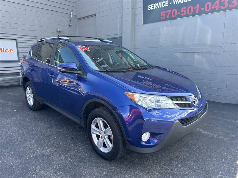2014 Toyota RAV4 XLE AWD 4dr SUV  