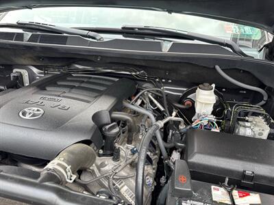 2019 Toyota Tundra SR5 4x4 4dr CrewMax Cab Pickup SB (5.7L V8) - Photo 12 - Hazleton, PA 18201