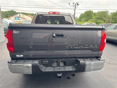 2019 Toyota Tundra SR5 4x4 4dr CrewMax Cab Pickup SB (5.7L V8) - Photo 7 - Hazleton, PA 18201