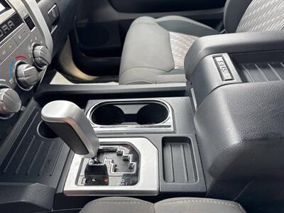 2019 Toyota Tundra SR5 4x4 4dr CrewMax Cab Pickup SB (5.7L V8) - Photo 30 - Hazleton, PA 18201