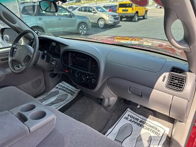 2000 Toyota Tundra Limited 4dr 4WD Extended Cab SB - Photo 34 - Hazleton, PA 18201