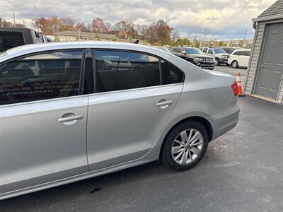 2015 Volkswagen Jetta Sport 4dr Sedan 6A PZEV   - Photo 5 - Hazleton, PA 18201