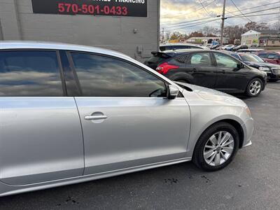 2015 Volkswagen Jetta Sport 4dr Sedan 6A PZEV   - Photo 10 - Hazleton, PA 18201