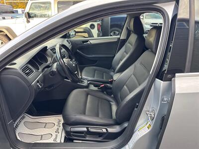 2015 Volkswagen Jetta Sport 4dr Sedan 6A PZEV   - Photo 13 - Hazleton, PA 18201