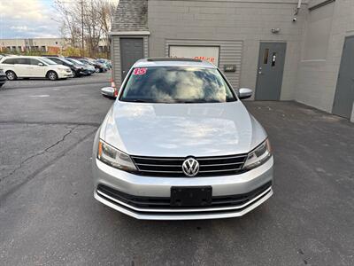 2015 Volkswagen Jetta Sport 4dr Sedan 6A PZEV   - Photo 2 - Hazleton, PA 18201