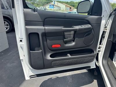 2002 Dodge Ram 1500 SLT 2dr Regular Cab 4WD SB - Photo 15 - Hazleton, PA 18201