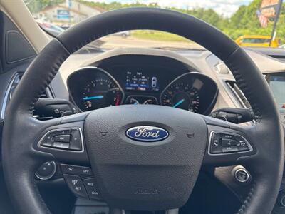 2017 Ford Escape Titanium AWD 4dr SUV   - Photo 30 - Hazleton, PA 18201