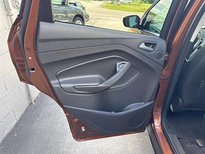 2017 Ford Escape Titanium AWD 4dr SUV   - Photo 17 - Hazleton, PA 18201