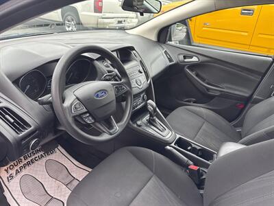 2018 Ford Focus SE 4dr Sedan   - Photo 15 - Hazleton, PA 18201