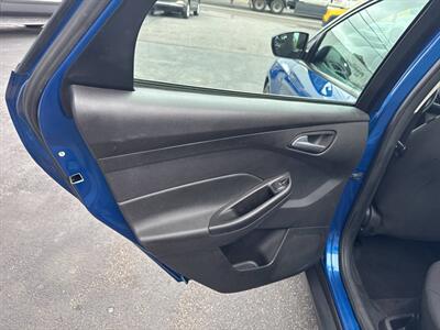 2018 Ford Focus SE 4dr Sedan   - Photo 17 - Hazleton, PA 18201