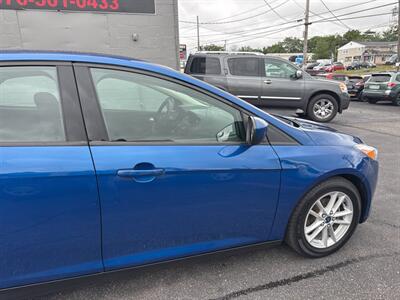2018 Ford Focus SE 4dr Sedan   - Photo 10 - Hazleton, PA 18201