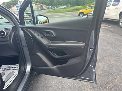 2015 Chevrolet Trax LT AWD 4dr Crossover   - Photo 24 - Hazleton, PA 18201