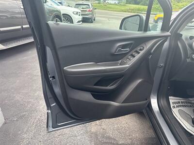 2015 Chevrolet Trax LT AWD 4dr Crossover   - Photo 14 - Hazleton, PA 18201